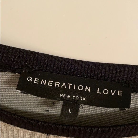 Sweater - Picture 2 of 9